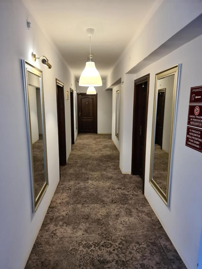 Hotel Staropolska Tomaszów Lubelski Dış mekan fotoğraf