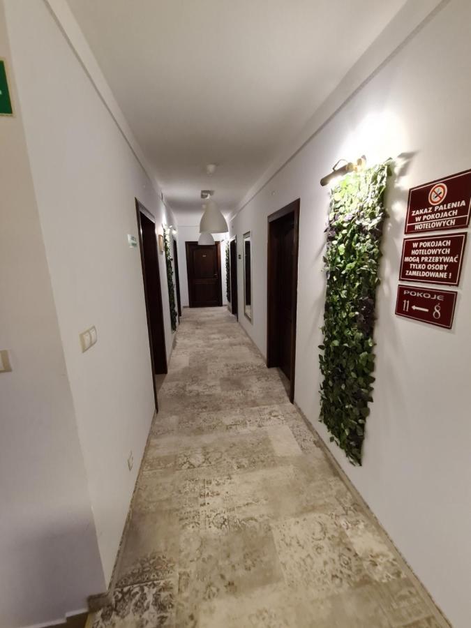 Hotel Staropolska Tomaszów Lubelski Dış mekan fotoğraf